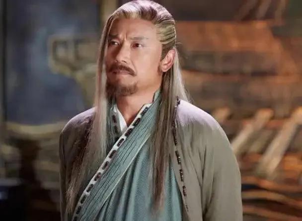 同样是演“黄药师”，把曾江和其余4位放在一块，差距就出来了