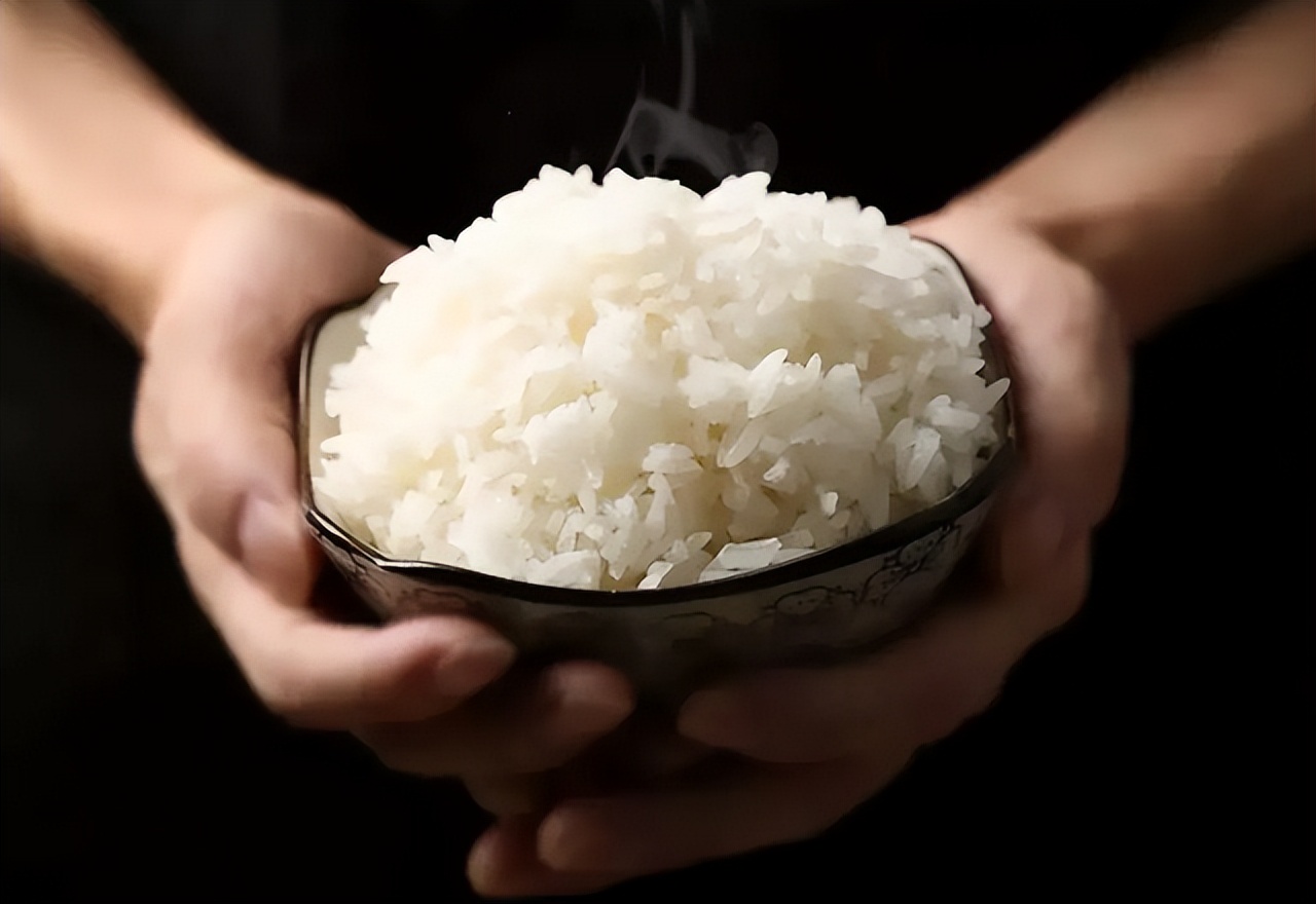 光吃菜不吃米飯，30天后，身體會發生什麼變化？ 本文給出答案