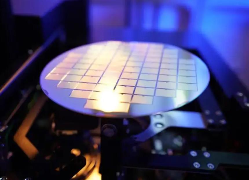 中国大陆第一家！长电科技表示，能封测4nm的手机芯片了