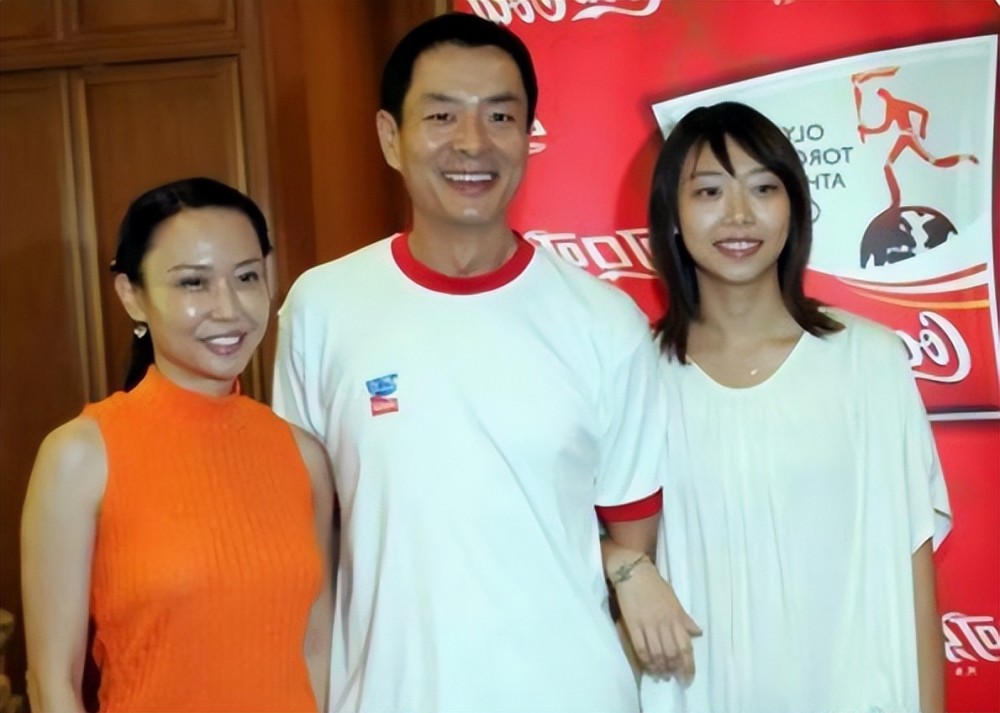 濮存昕女儿濮方:嫁农村丈夫,爸爸贴给男方50万,用心良苦