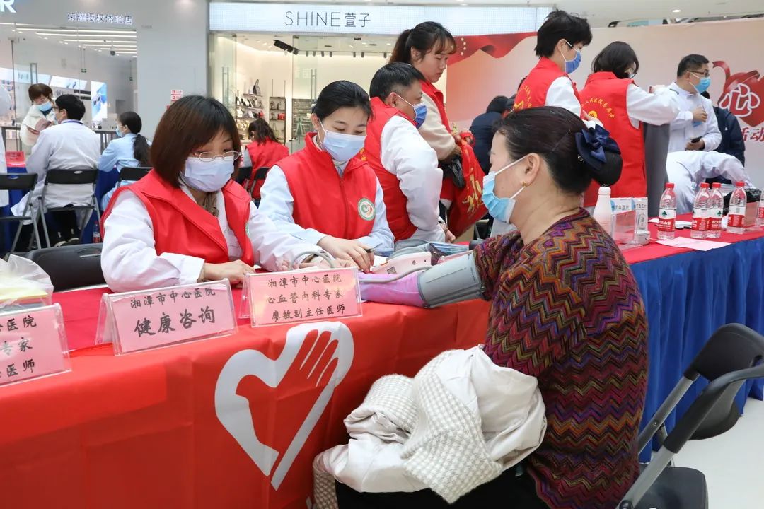 当“天使白”遇见“志愿红”，惠景人这样学雷锋