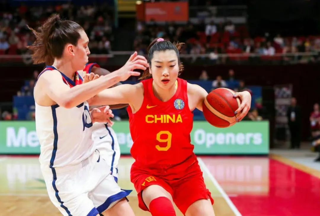 篮球有10分球吗（单节赢世界第一10分！李梦和王思雨，超级高水平）