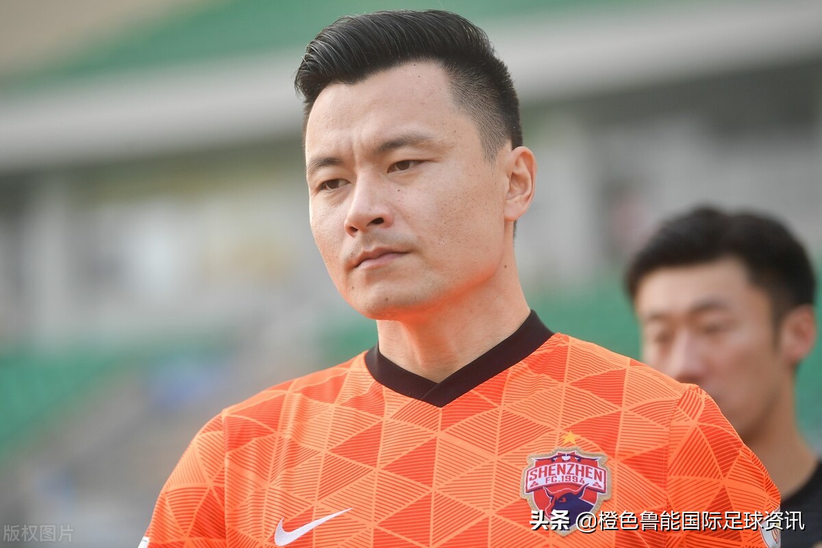 中超球员为什么年薪高（为什么国内男足球员薪资突然水涨船高？国家队已经没真高薪球员了）-华海博客