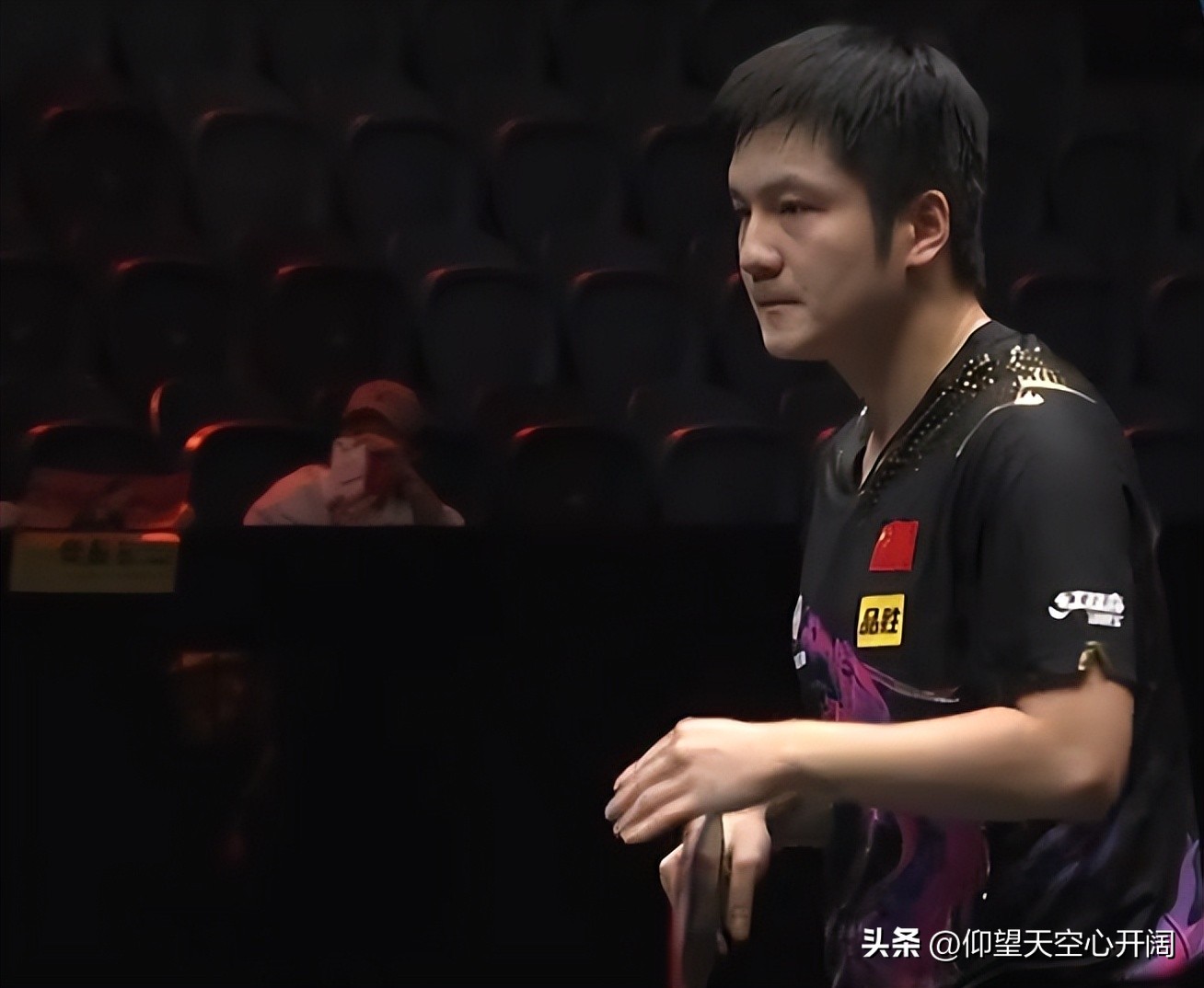 2017世界杯冠军是谁（世界杯大冷门来袭！樊振东2-3奥恰洛夫，无缘男单四强）