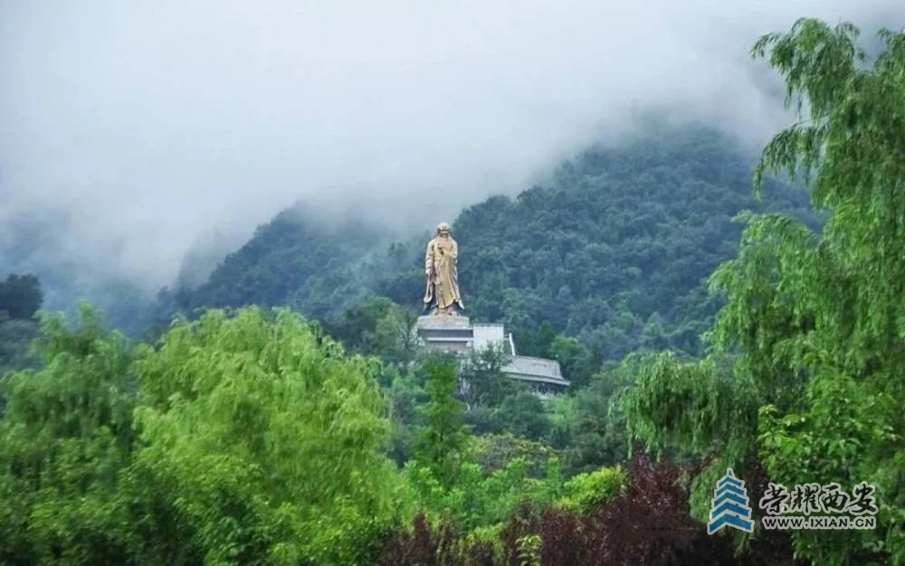 有一种生活叫游山玩水，还有一种生活叫漫游人间