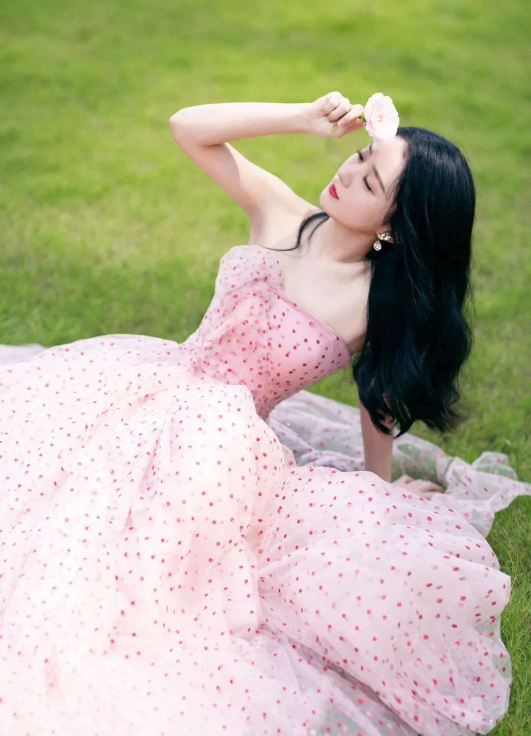 精选女明星壁纸合集｜杨超越｜宋祖儿｜朴彩英｜赵丽颖