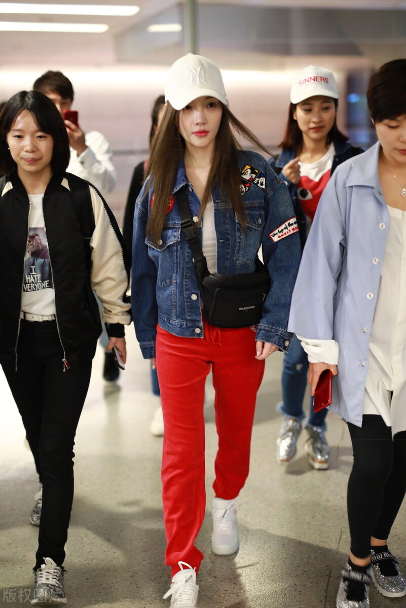 出道即巅峰的10位艺人，有人如今依旧风光，有人却早已经销声匿迹