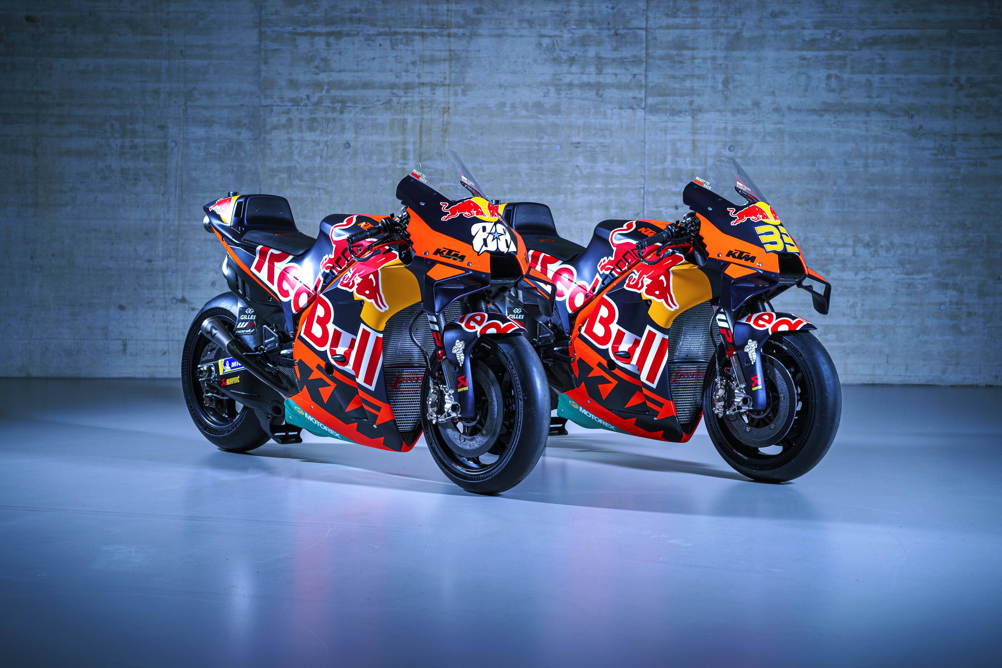 赛车rc比赛(MotoGP 2022：KTM MotoGP 红牛车队的 RC16 赛车)