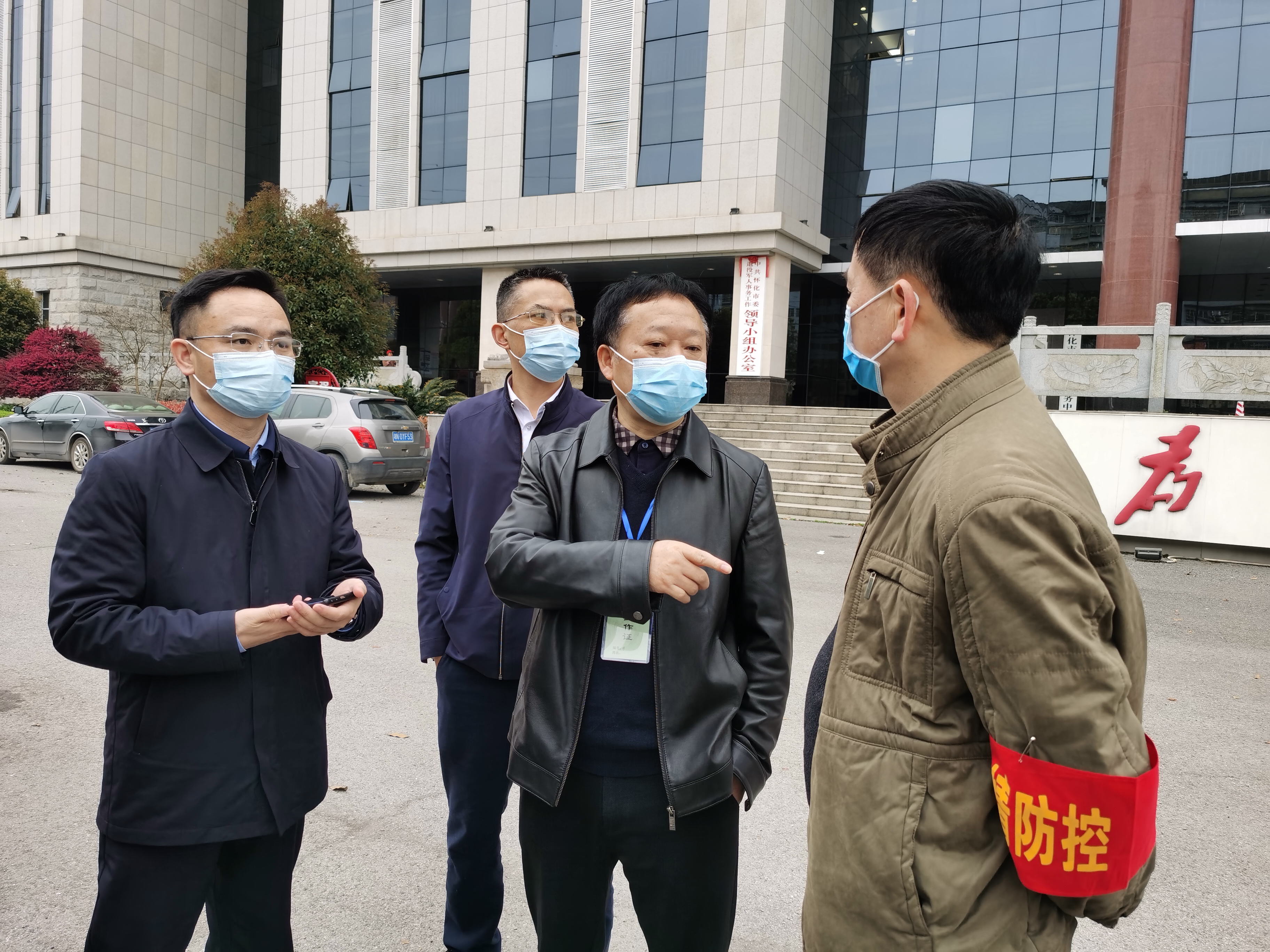 市人大常委会机关：下沉一线督导 共筑防疫屏障