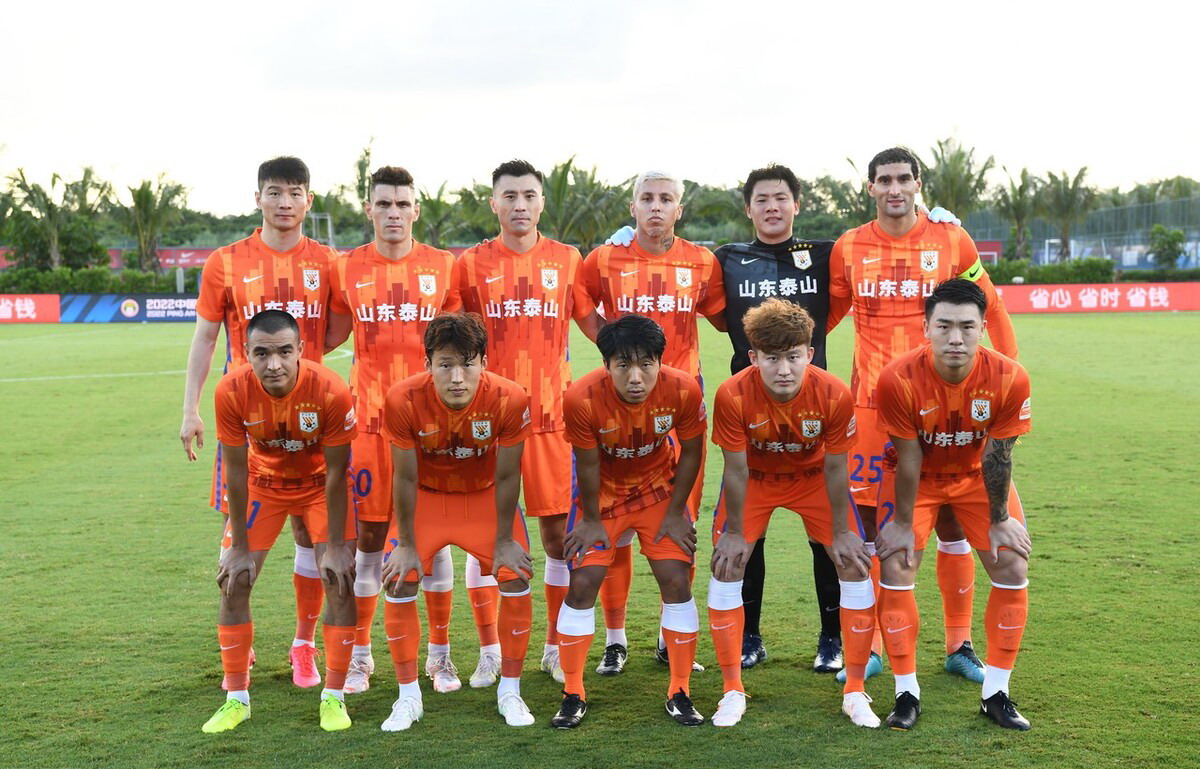 什么电视软件转播中超（今晚！中超战3场，CCTV5直播国安PK新土豪！山东泰山有望坐收渔利）