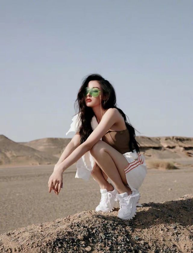 不一样的张天爱
