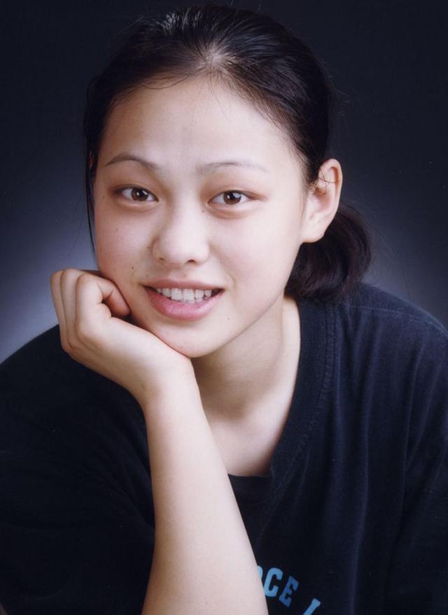 刘翔和前女友(刘翔与葛天离婚7年:一个再婚,生活佛系,一个洗去标签仍