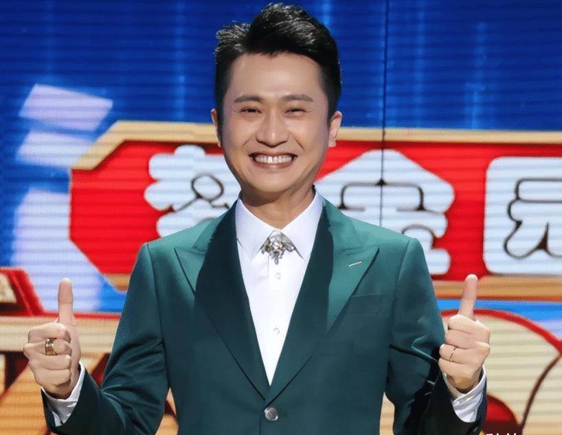 央视杨帆:红不过尼格买提,口碑却比撒贝宁还好,他有何过人之处