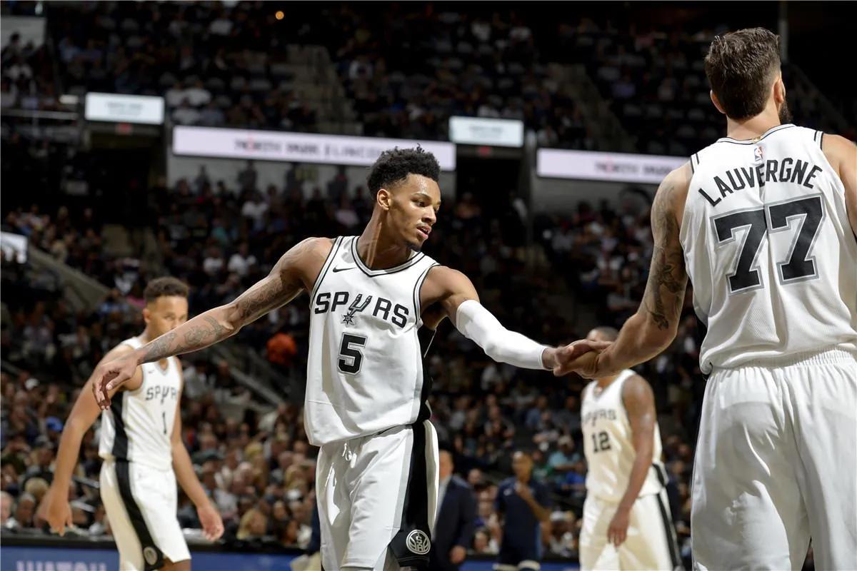 nba大事件有哪些2019（盤點本賽季十大熱門事件！雷霆三少成反面教材，勇士花3.46億奪冠）