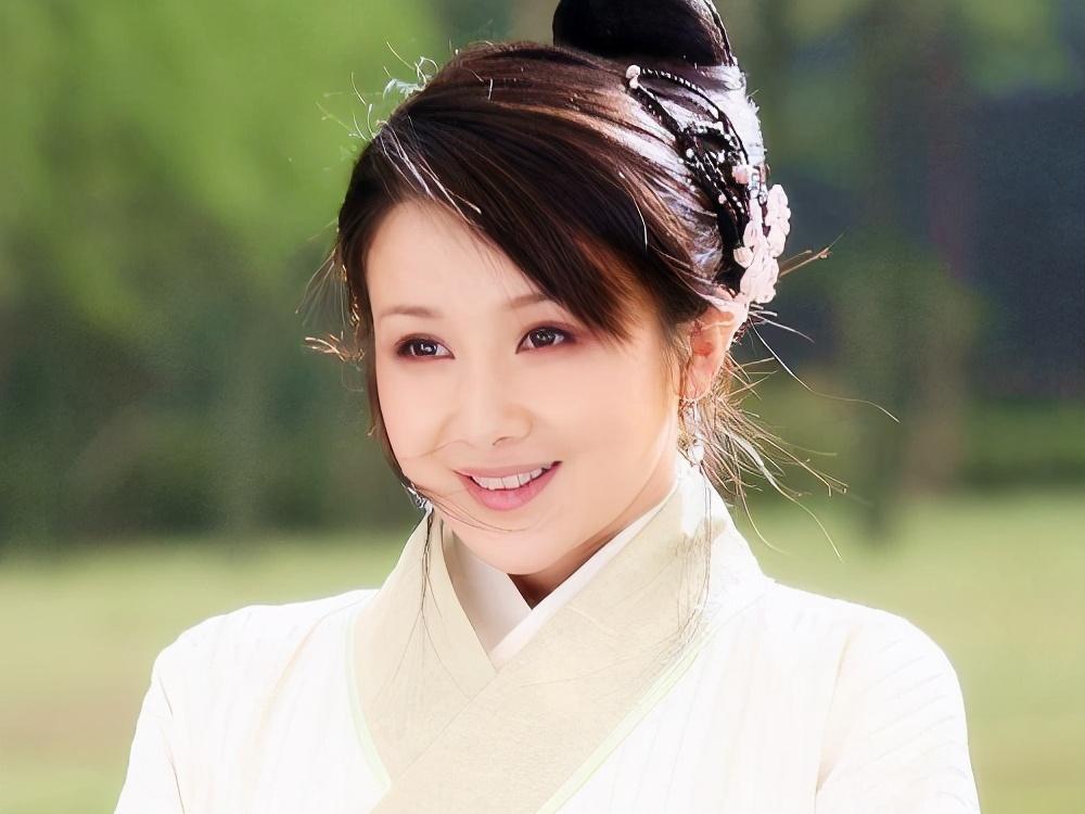 孙菲菲,一朝尽毁