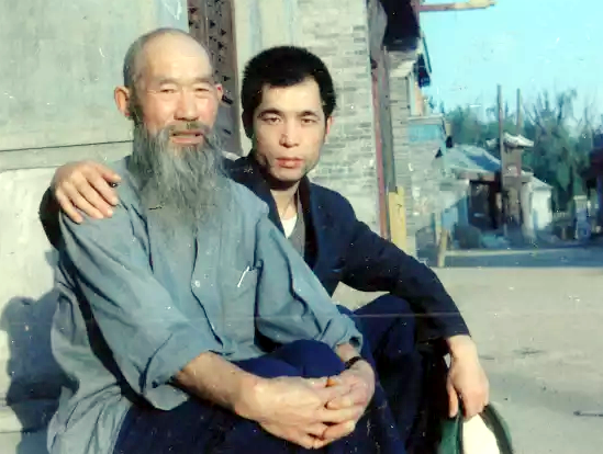 贤惠妻子焦丹：嫁作家梁晓声，爱丈夫就要爱他的家人