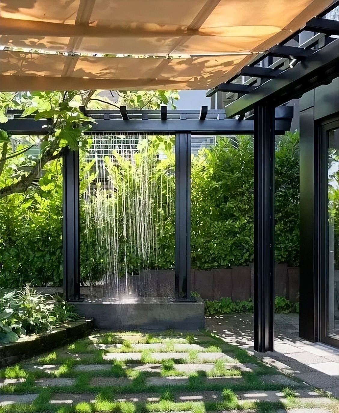 打造一个水景，让流水叮咚入梦来