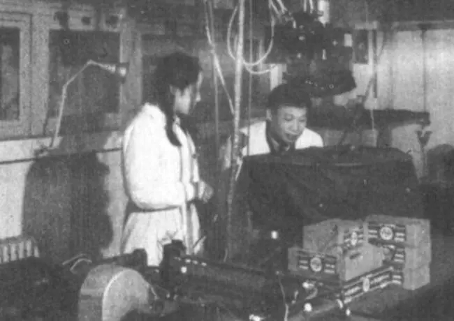 1937年，一乞丐怀抱