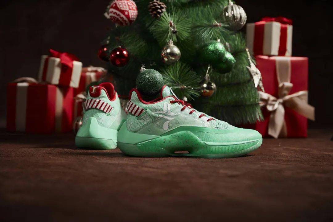 匹克和361篮球鞋哪个好（国产新品！匹克帕克4代回归，361度新鞋好帅，特步抄袭李宁驭帅？）