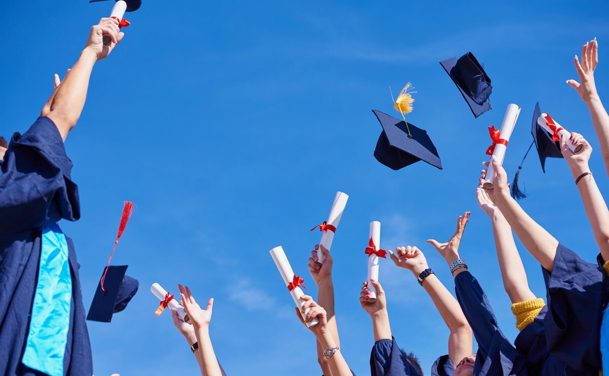 江西省高考分?jǐn)?shù)線預(yù)估_江西省2024年高考分?jǐn)?shù)線預(yù)測_江西高考成績分?jǐn)?shù)線預(yù)測