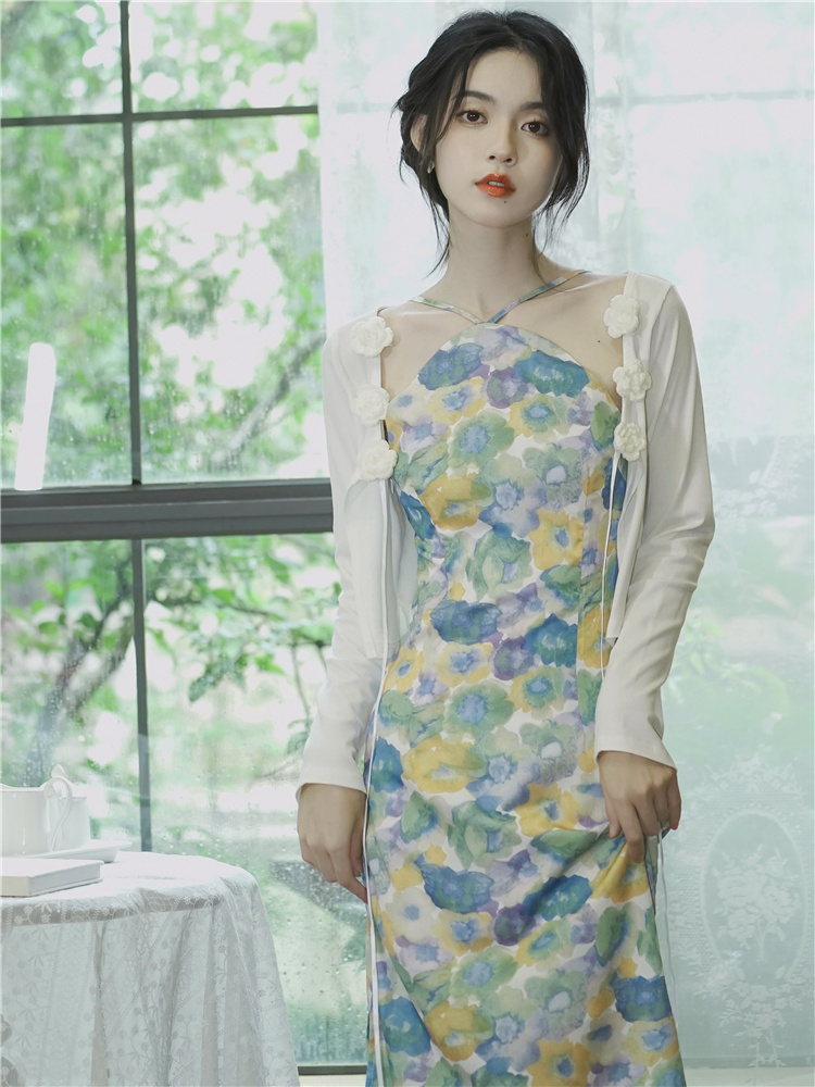 夏季流行的“油画裙”怎么穿才好看？