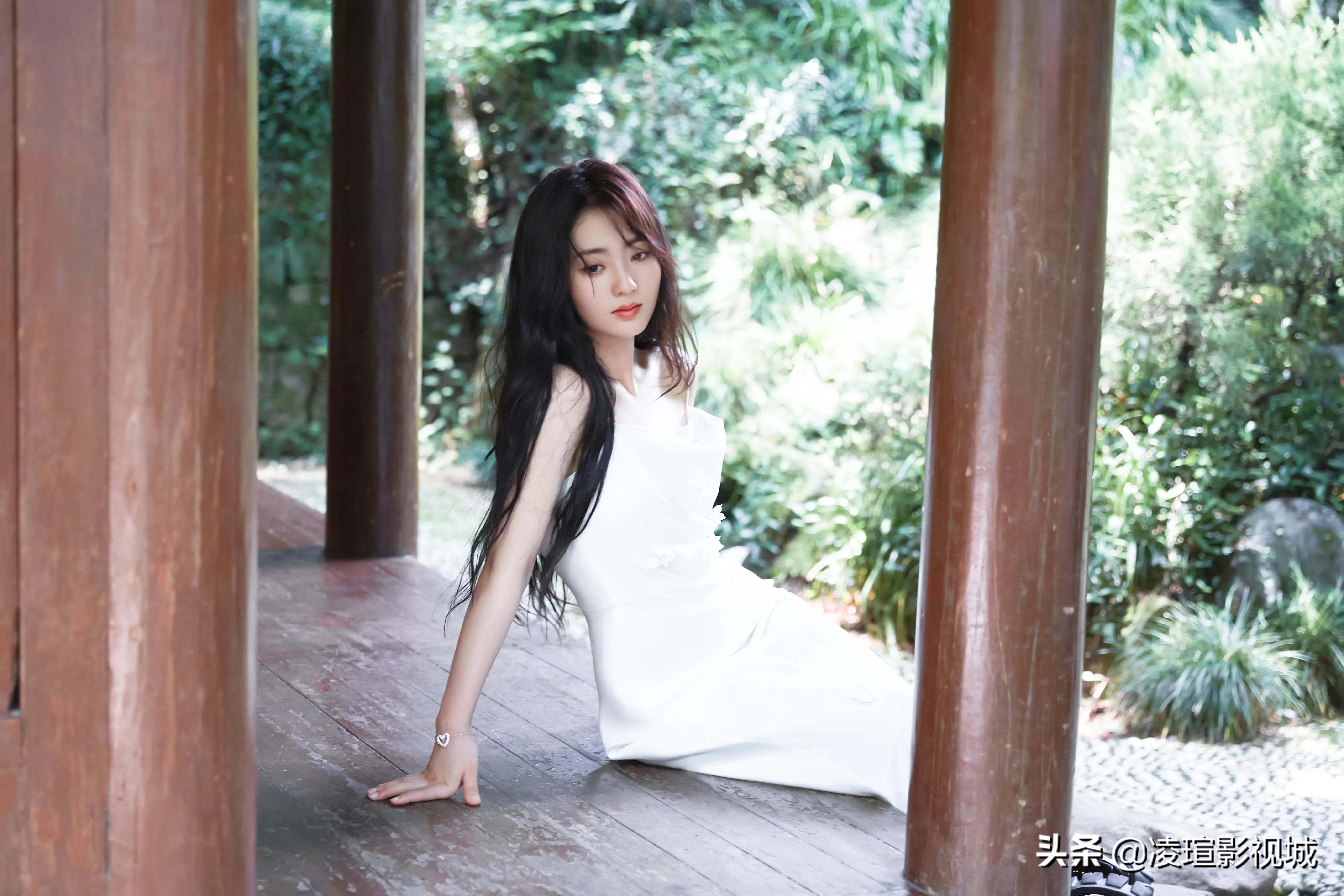 明星壁纸图片分享：邢菲（2）