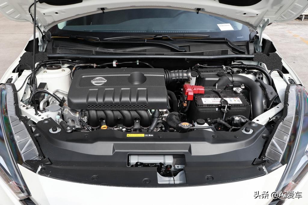 日系自吸自动油耗5.3L，三厢大空间家轿，低价格高品质，日产蓝鸟