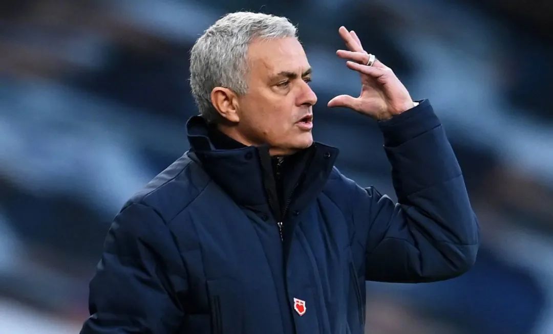 意甲和西甲哪个潜力大（洋洋聊欧联：罗马PK皇家社会，意甲第四对决西甲第四，两大看点）