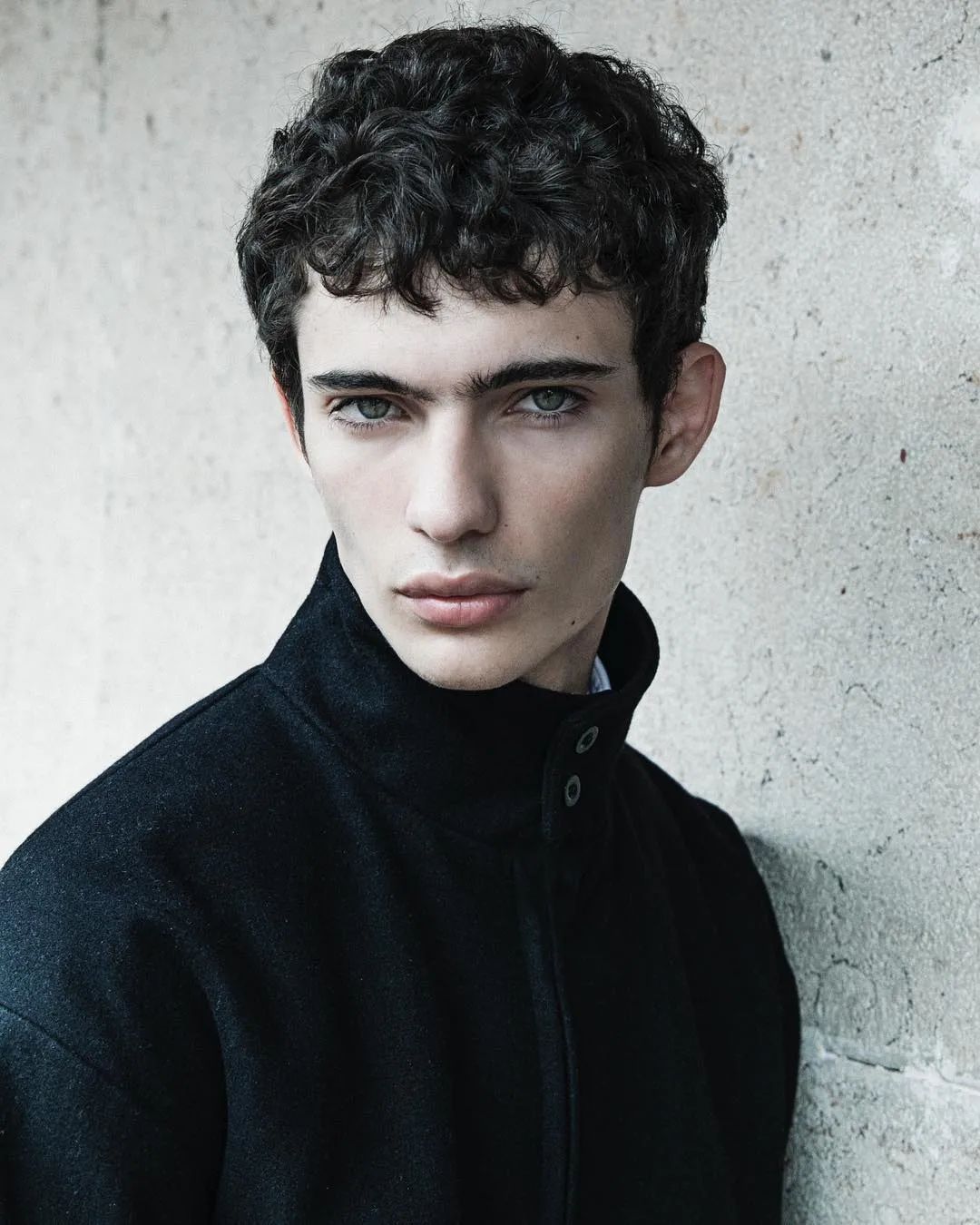 克罗地亚西班牙裔男模特皮耶罗蒙德斯出演netflix电影了