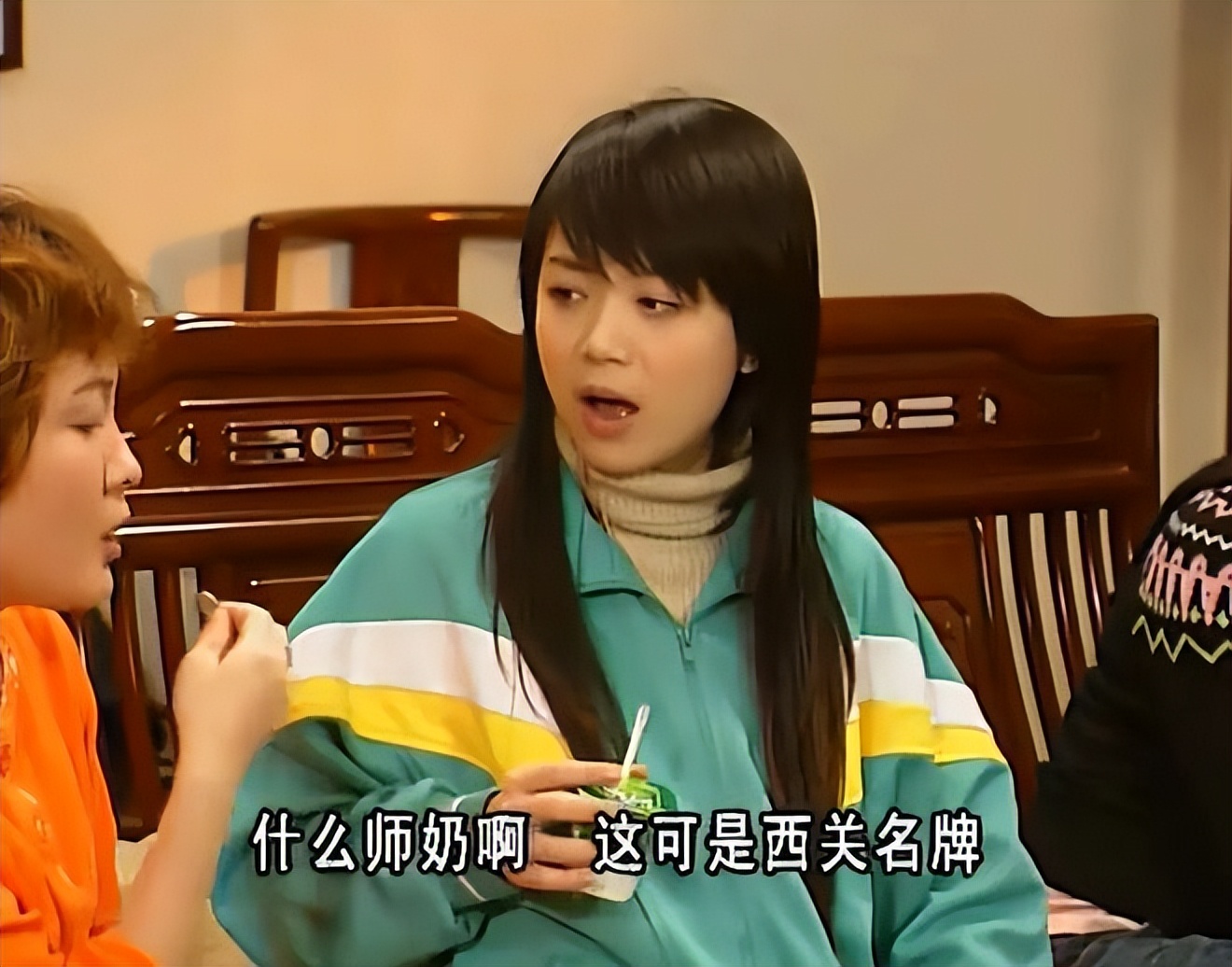 广东珠江台当红主持人毛琳,42岁的她继续燃烧着自己的青春