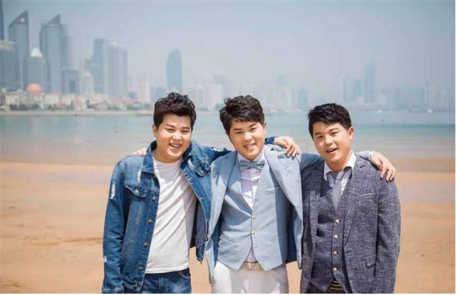 山东三胞胎同时考上同一大学，10年后同日成婚：爷爷盼着抱重孙