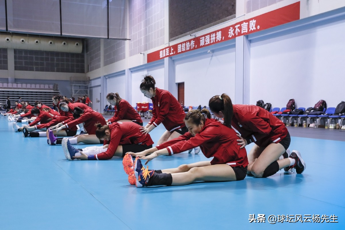 中国女排公布20人大名单，众多00后小将入选，多项国际大赛待战