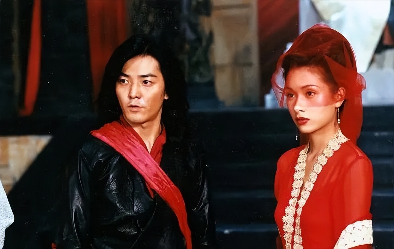 同样是最经典的《风云》,把电影和电视剧一对比,差别就出来了