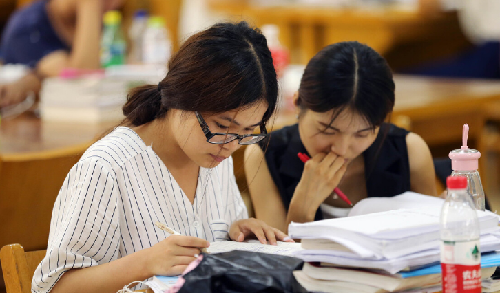 “用钱堆出来”的民办本科，一直饱受诟病，却为何一直不被取缔？