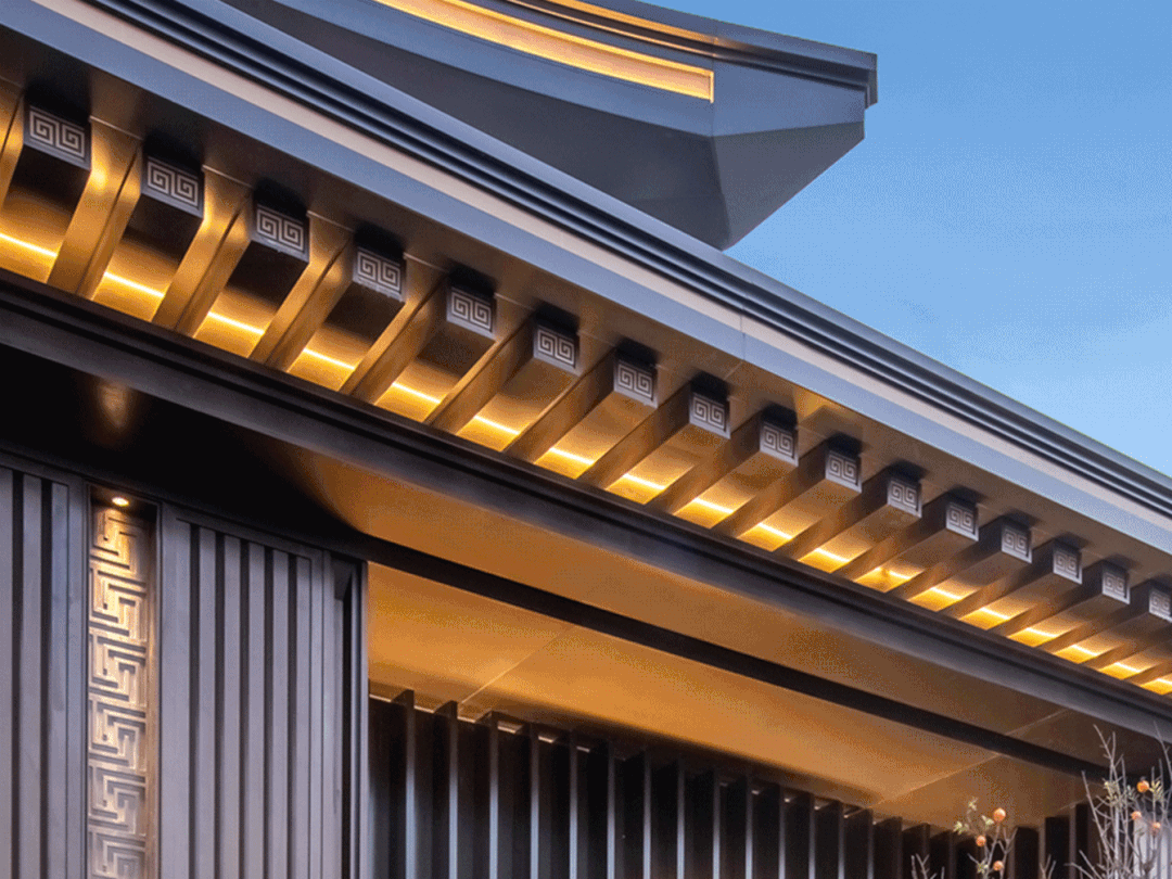 项目实景图不过熙和府也正因为有飞椽的存在,又会增加飞檐挑出的深度