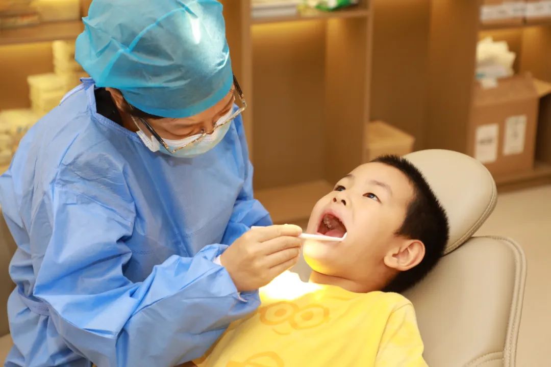 笑容从“齿”绽放！口腔正畸学博士十问十答牙齿矫正难题