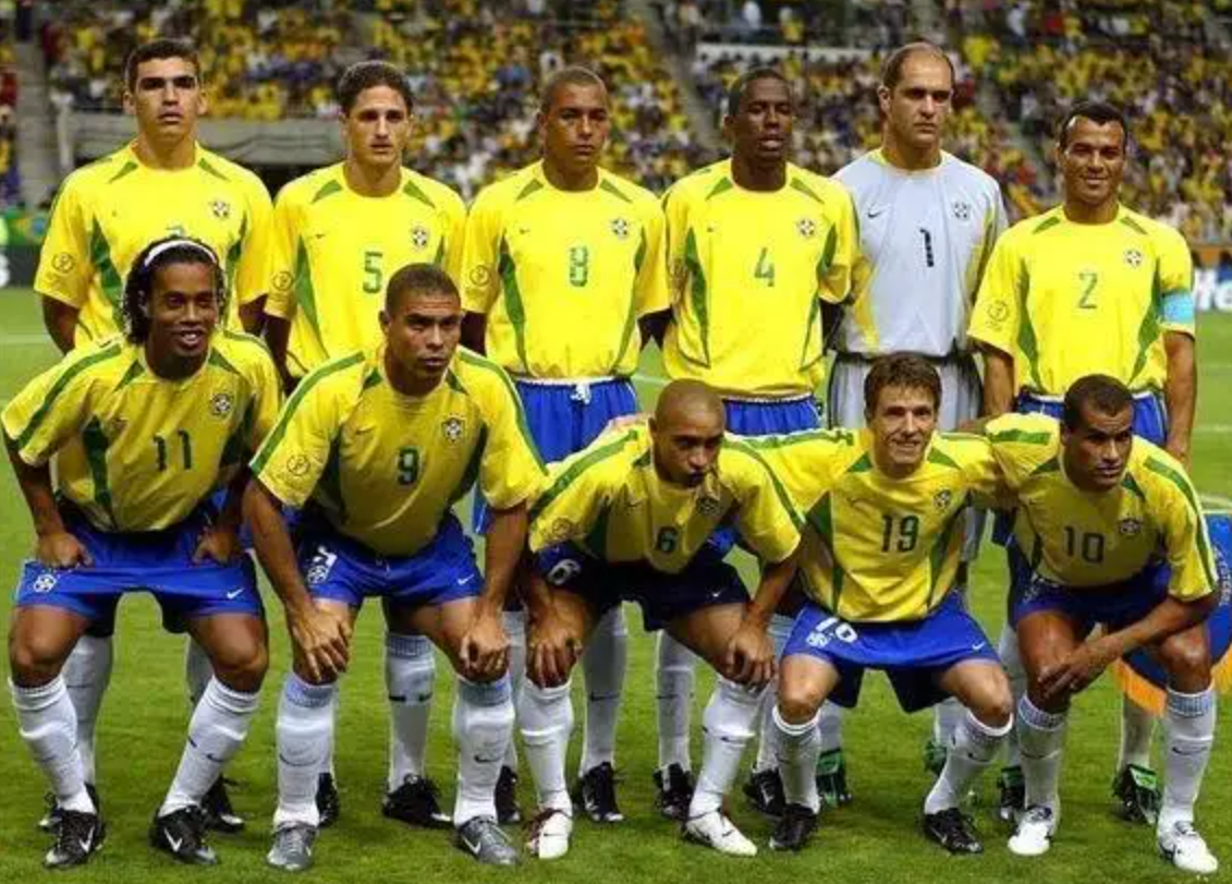02年巴西阵容有多强大(02巴西有多强，盘点落选02世界杯的巴西十大球星)