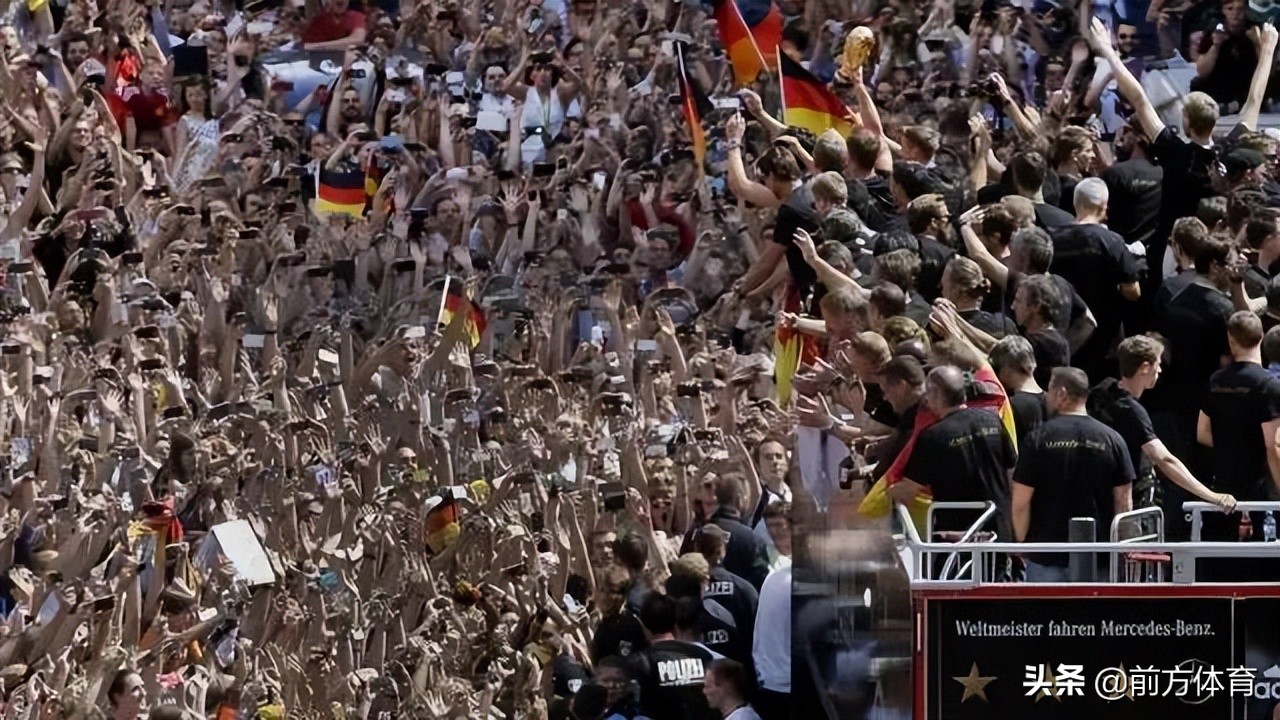 欧冠奖杯为什么不保留（1974年的今日 足坛最高荣誉奖杯问世）