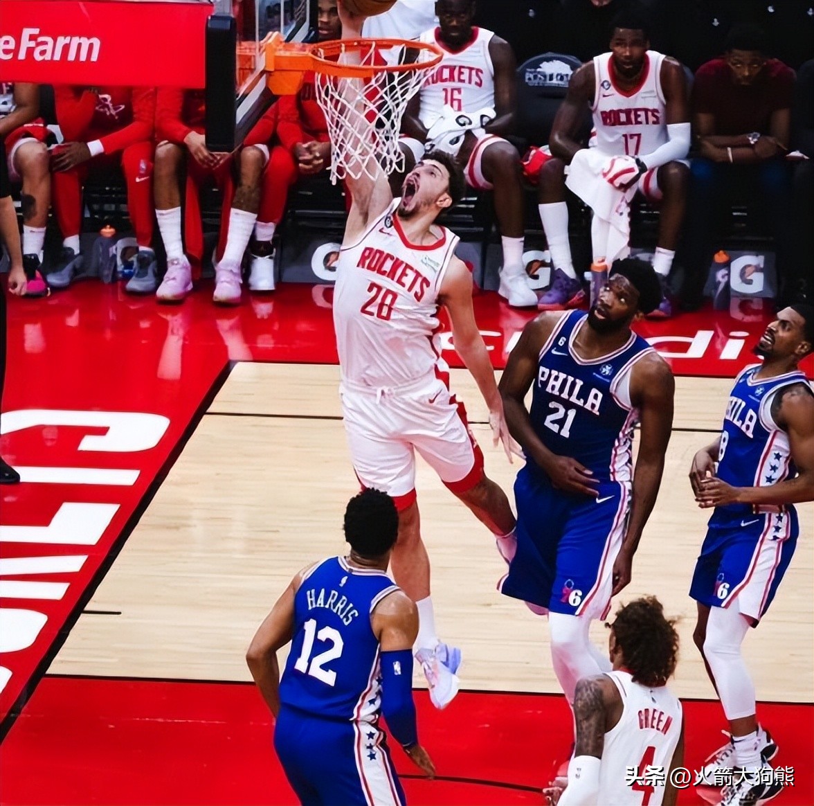 nba高球商表現(xiàn)有哪些（5犯后再打12分鐘！火箭主帥點(diǎn)名申京，高球商獲認(rèn)可，防守變強(qiáng)了）