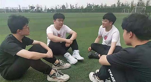 轰动一时的中国首例全男4胞胎：18年前大难不死，18年后金榜题名