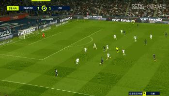 法甲-巴黎2-1马赛 内马尔姆巴佩破门多纳鲁马失误送礼