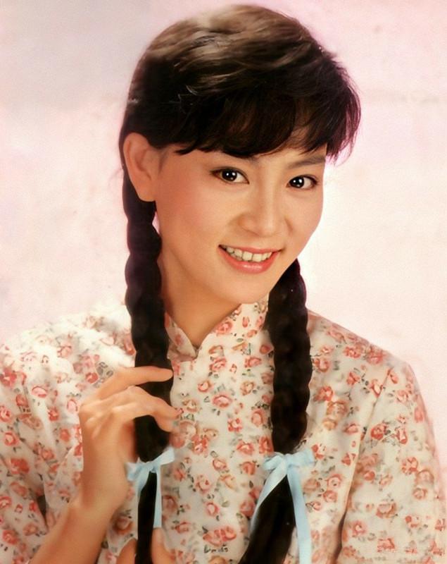 刘雪华:被渣男害得无法生育,良配去世后一直未嫁,如今她怎样了