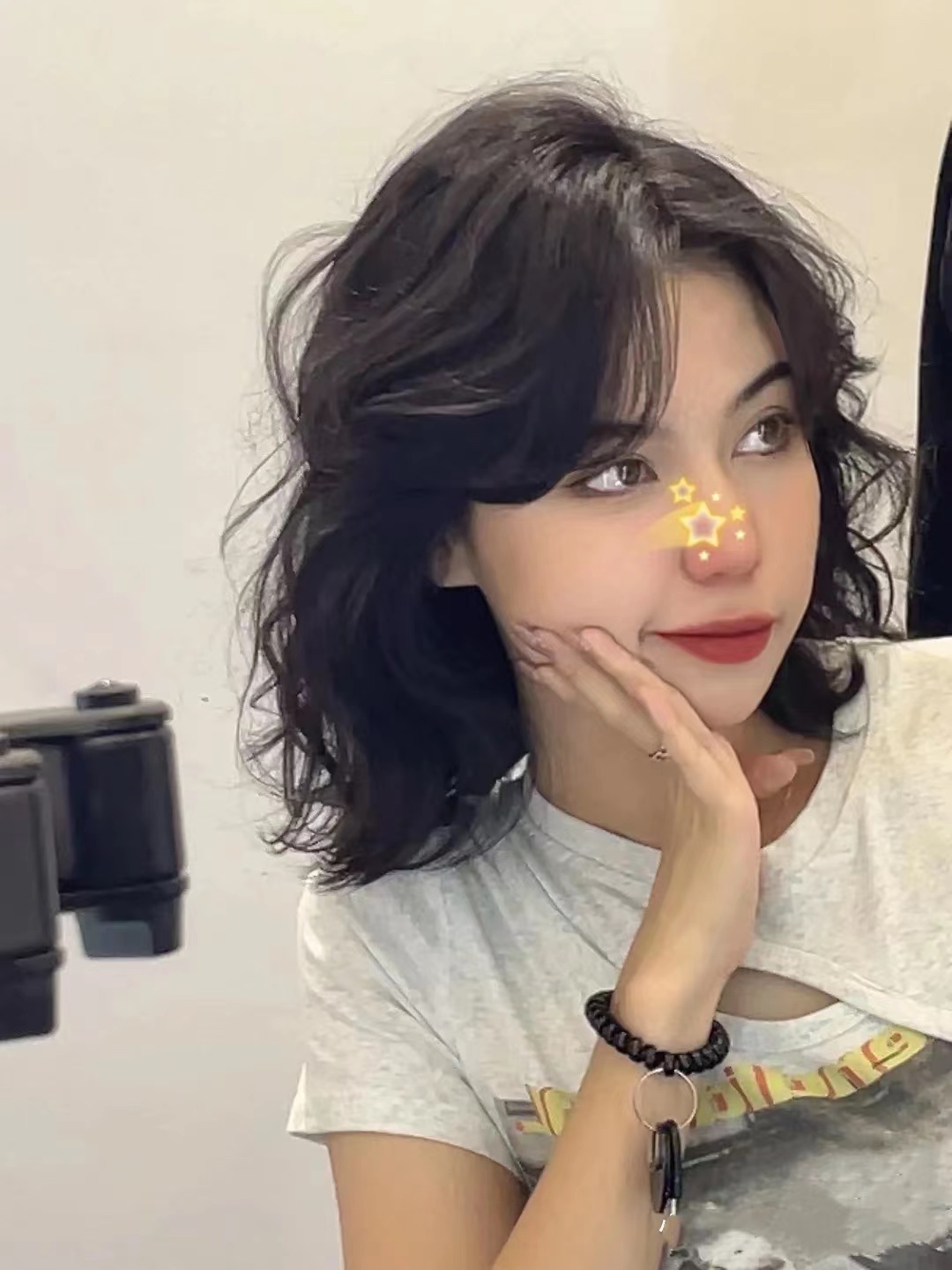 怎样打理卷发（烫的卷发为什么会慢慢变直？怎样护理才能让卷度更持久，你知道吗）