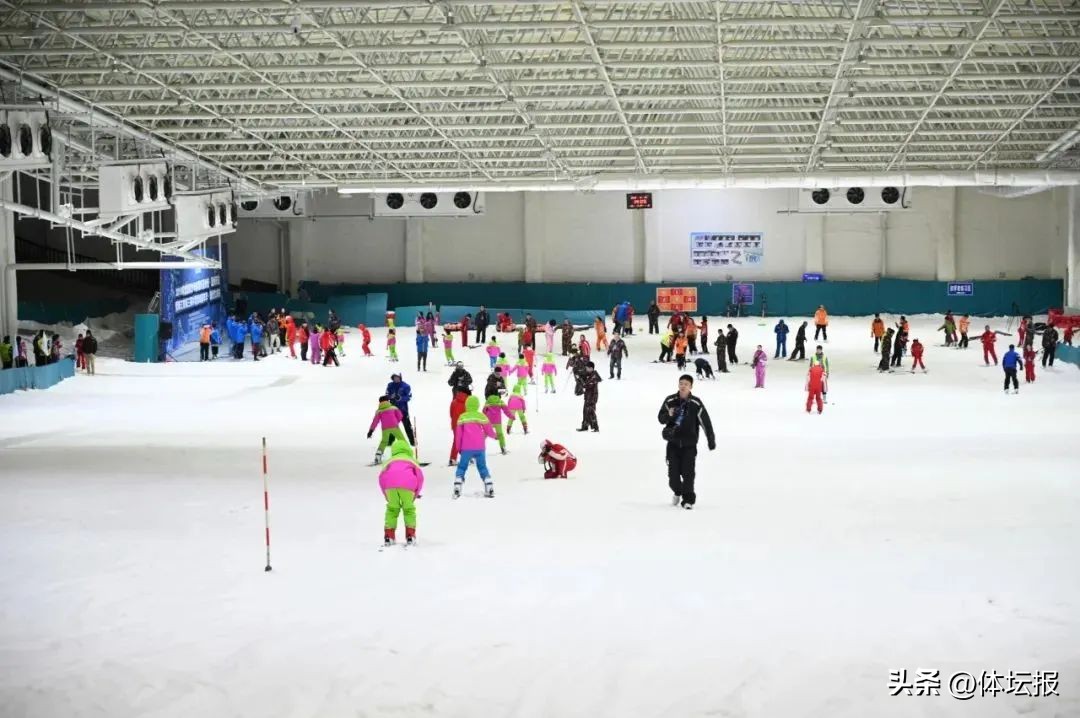 盛夏能办冰雪世界杯吗(在文成玩转冰雪嘉年华，原来夏天也能拥有一场“冬奥会”……)