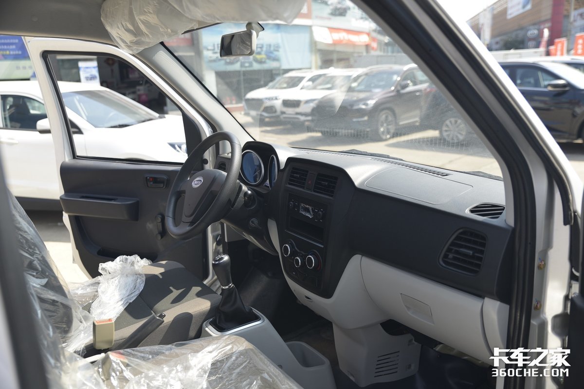 4萬塊錢預(yù)算想買貨車？試試這四款車，實(shí)惠到爆