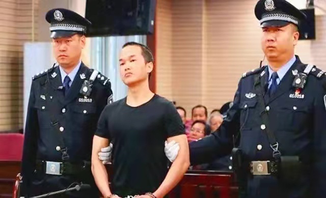 陕西：13岁少年目睹母亲被杀过程，22年后除夕日连杀仇家3人