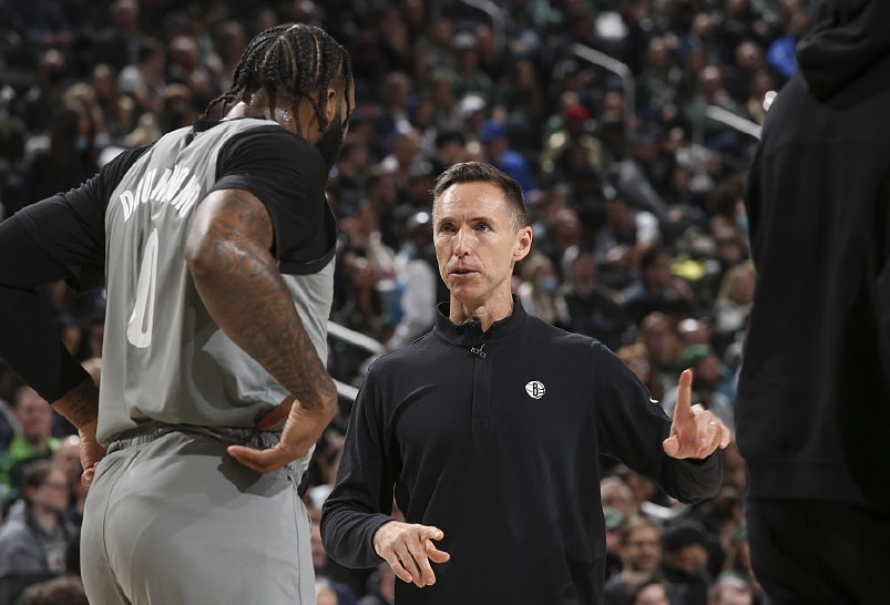 篮网是怎么做到轻松取胜雄鹿的呢（没有KD没有西蒙斯！三大主力缺阵，为什么篮网能够赢雄鹿？）