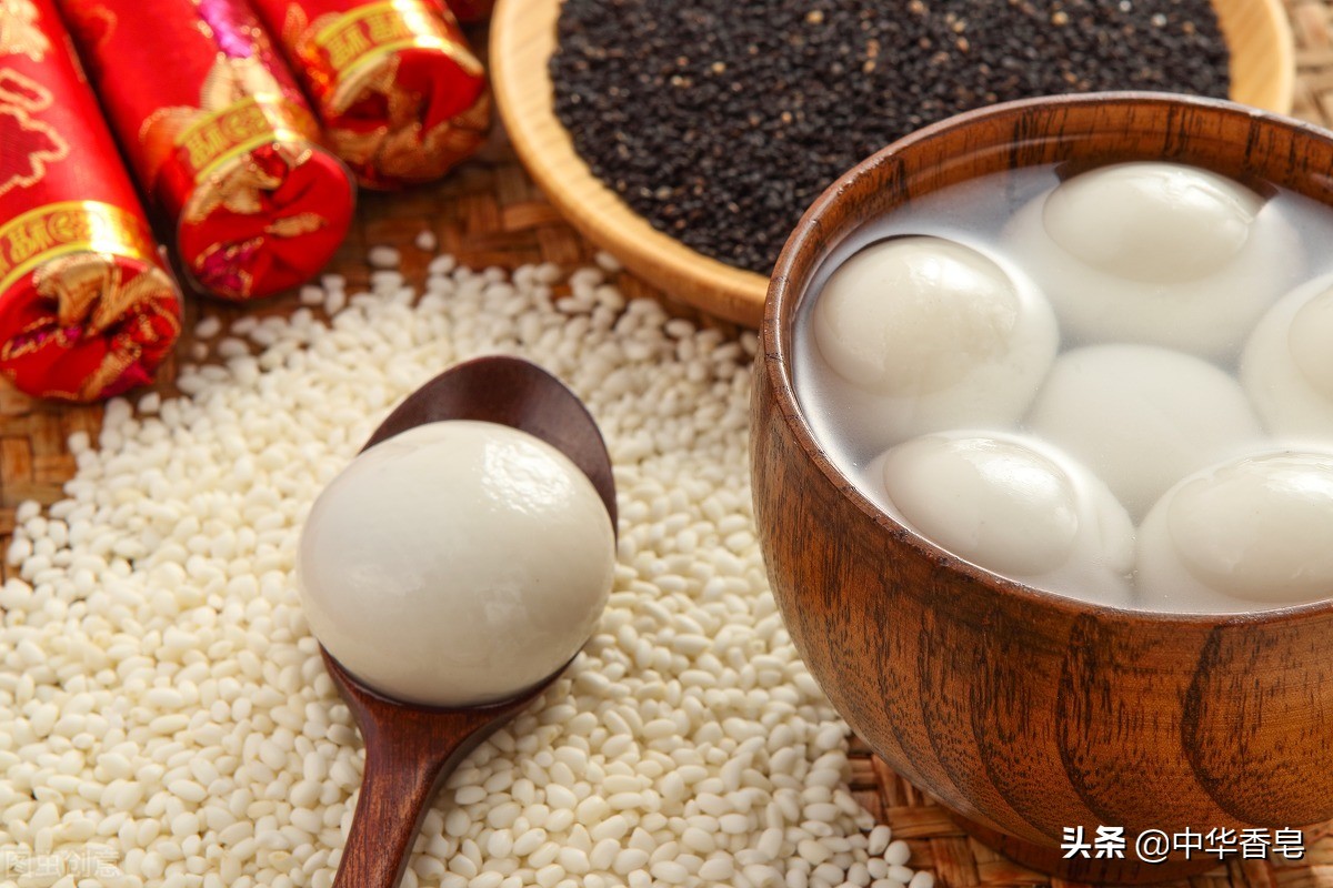正月十五元宵节,你家是吃元宵还是吃汤圆?