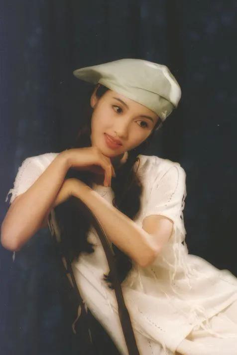 惊艳了时光的15位女港星，张柏芝第9，王祖贤第4，谁是你心中第一