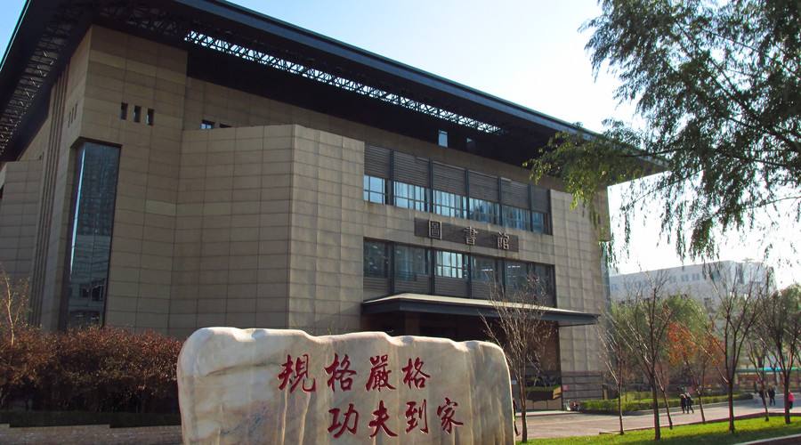 哈尔滨工业大学：老牌工科名校，适合文科生报考吗？